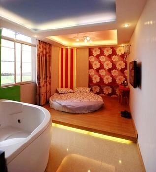 Shanghai Xinyuan Theme Hotel מראה חיצוני תמונה